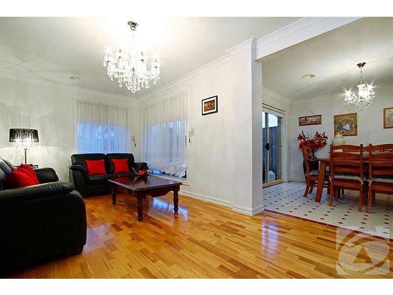 4 Marylou Court, Delahey VIC 3037