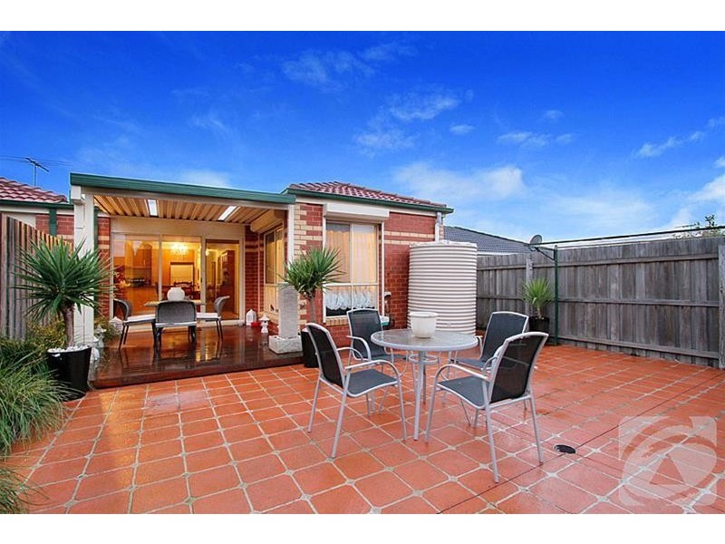 4 Marylou Court, Delahey VIC 3037