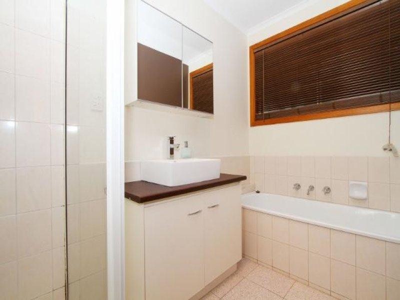 1/49 Goodwood Drive, Keilor Downs VIC 3038