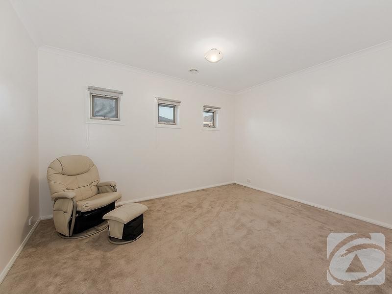 5 Turitable Way, Caroline Springs VIC 3023