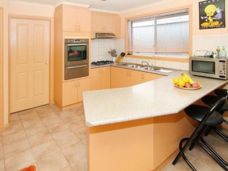 3 Anakie Walk, Delahey VIC 3037