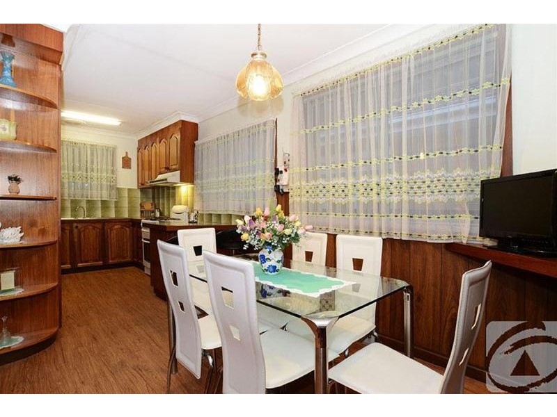 17 Thorndon Drive, St Albans VIC 3021