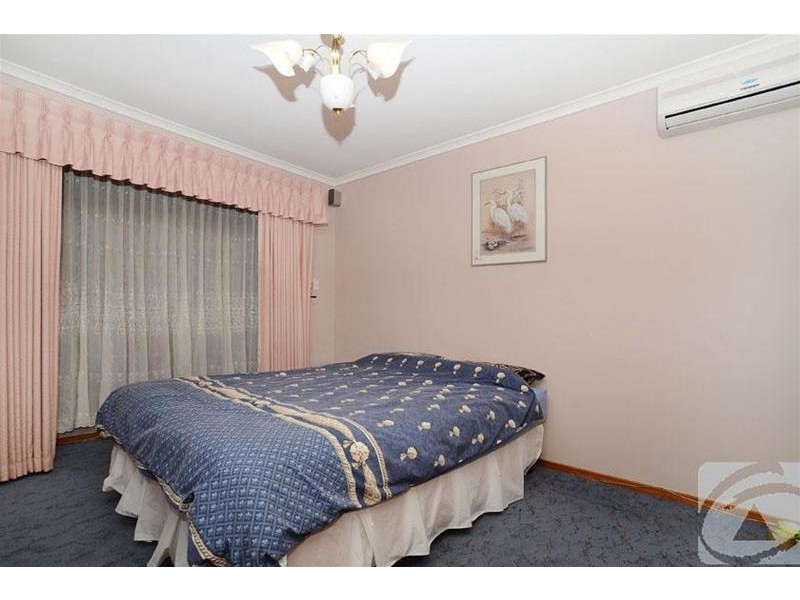 109 Parmelia Drive, Taylors Lakes VIC 3038