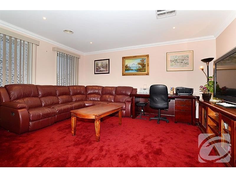 12 Webbs Avenue, Taylors Hill VIC 3037