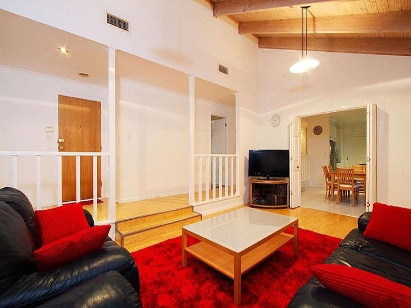 1 Santa Monica Drive, Keilor Lodge VIC 3038