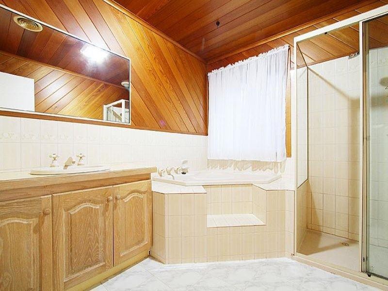 1 Santa Monica Drive, Keilor Lodge VIC 3038