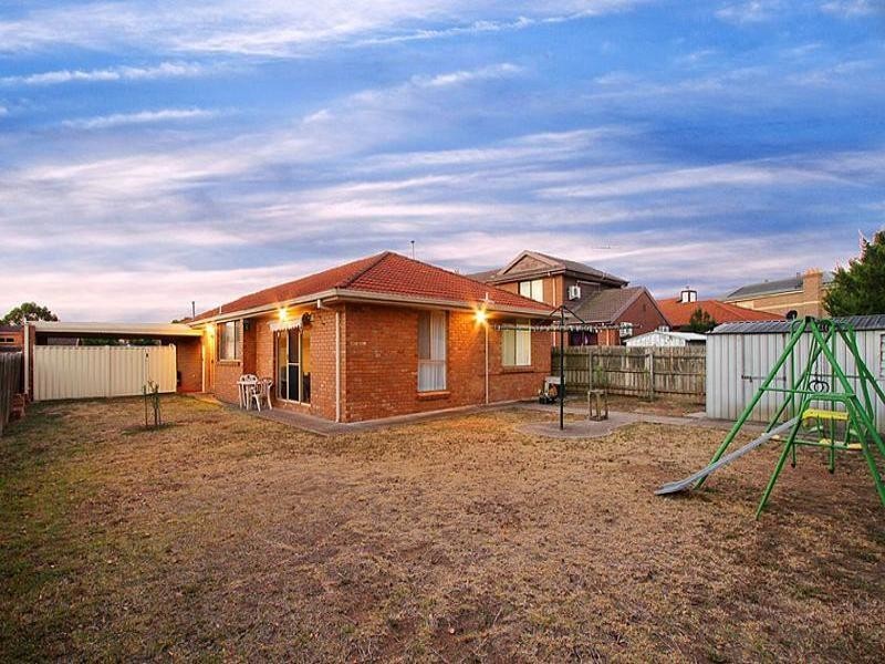 1 Santa Monica Drive, Keilor Lodge VIC 3038