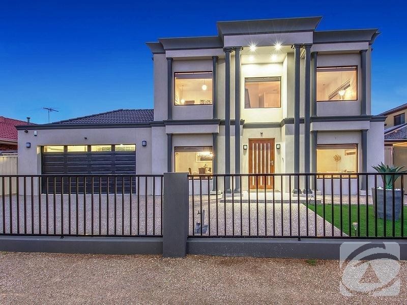 6 Eglington Court, Taylors Hill VIC 3037