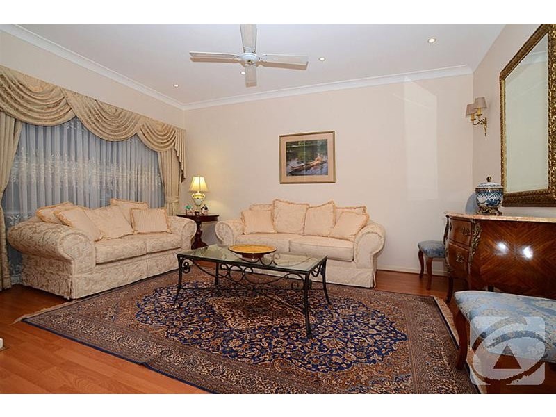 2/358 Sydenham Road, Sydenham VIC 3037