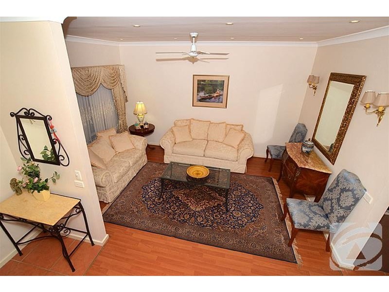 2/358 Sydenham Road, Sydenham VIC 3037