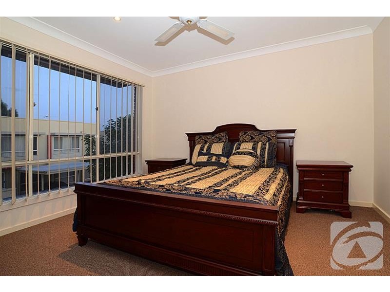 2/358 Sydenham Road, Sydenham VIC 3037