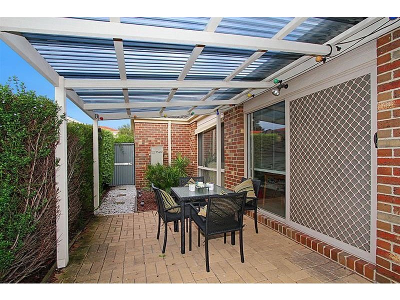 18/12-32 Pecks Road, Sydenham VIC 3037