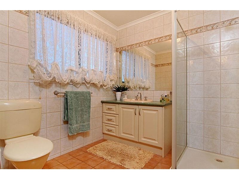 5 Hemar Crescent, Hillside VIC 3037