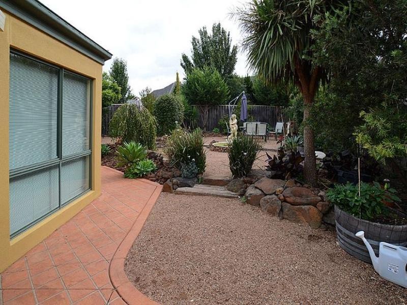 5 Hemar Crescent, Hillside VIC 3037