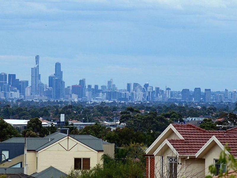 5 Hemar Crescent, Hillside VIC 3037