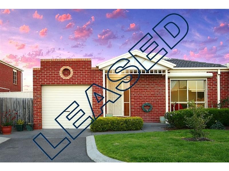 7 Village Avenue, Taylors Lakes VIC 3038