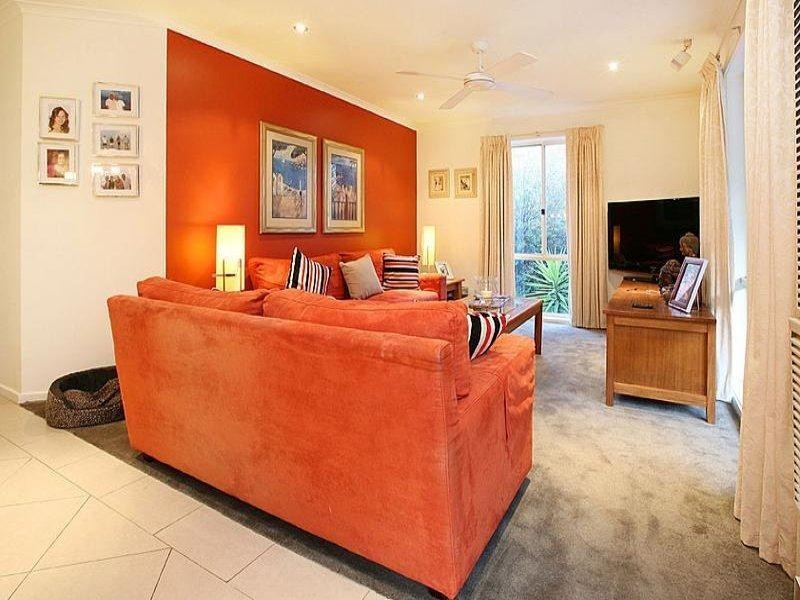 7 Village Avenue, Taylors Lakes VIC 3038