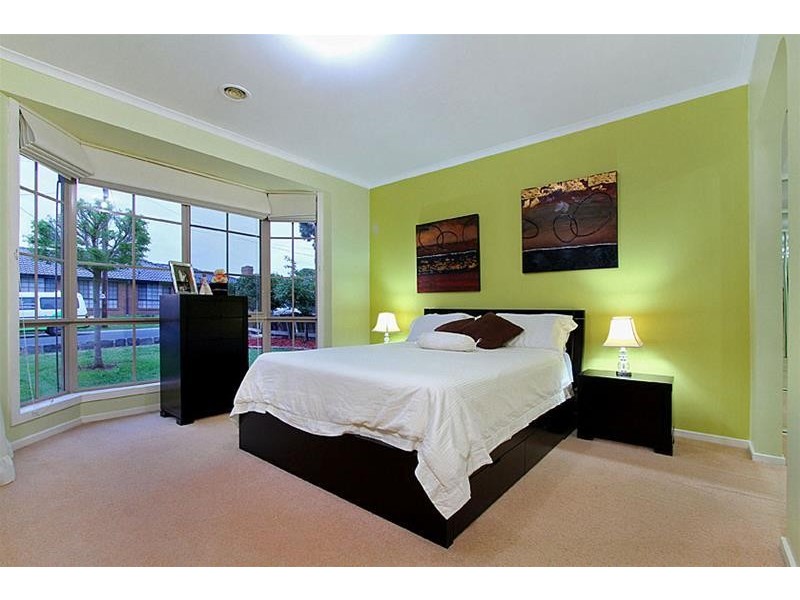 42 Buckingham Street, Sydenham VIC 3037