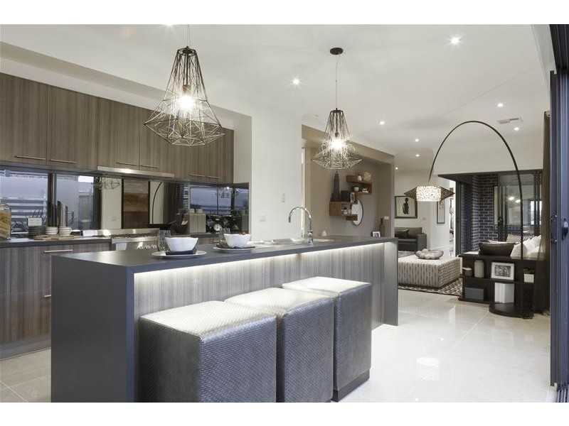 Taylors Hill VIC 3037