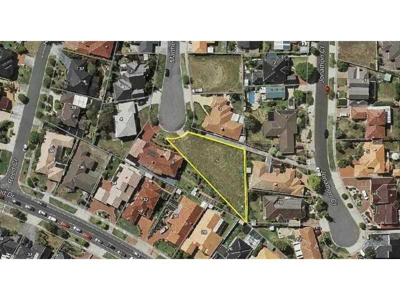 5 Matthew Court, Taylors Lakes VIC 3038