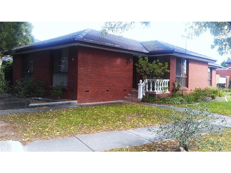 13 Pindari Avenue, Taylors Lakes VIC 3038