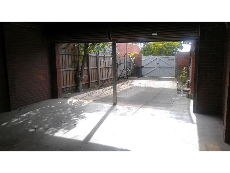 13 Pindari Avenue, Taylors Lakes VIC 3038