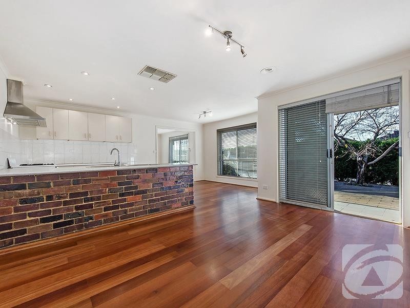 9 Hepburn Place, Sydenham VIC 3037