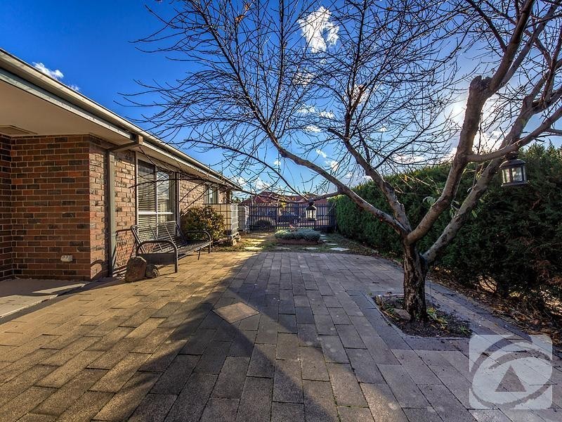 9 Hepburn Place, Sydenham VIC 3037