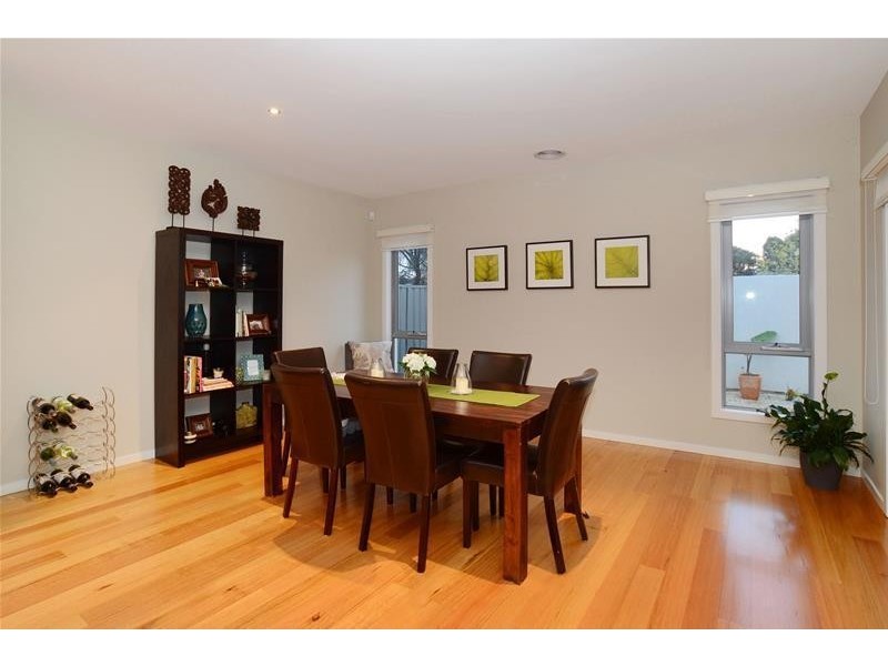 6 Flemington Street, Caroline Springs VIC 3023