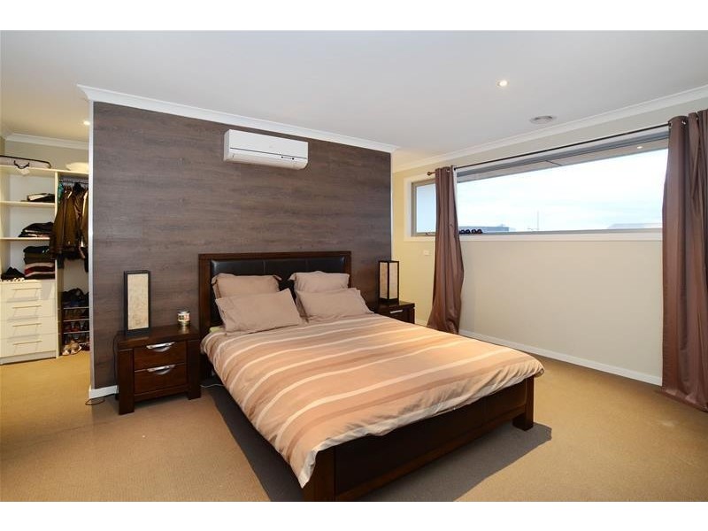 6 Flemington Street, Caroline Springs VIC 3023