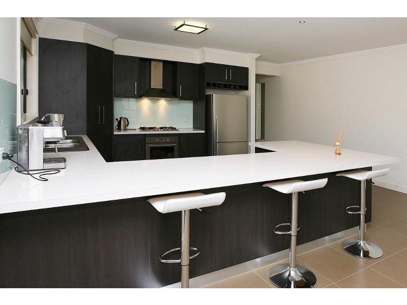 6 Nevis Place, Taylors Hill VIC 3037