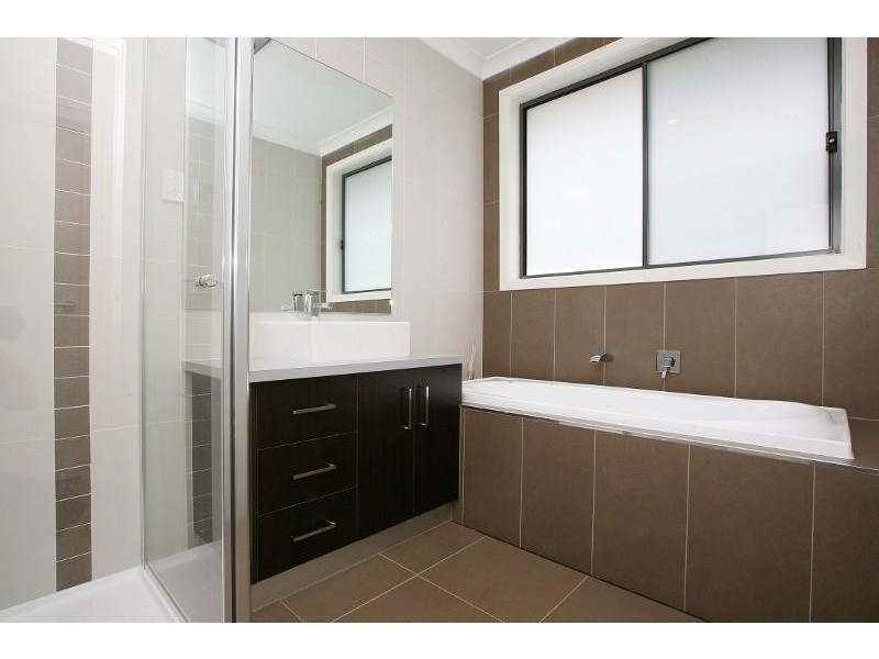 6 Nevis Place, Taylors Hill VIC 3037