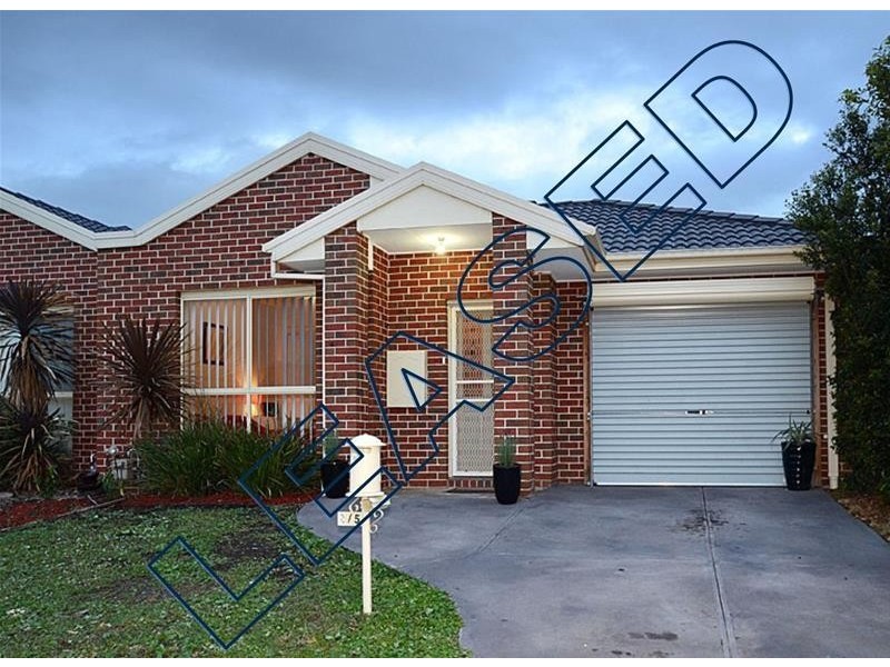 2/5 Jade Way, Hillside VIC 3037