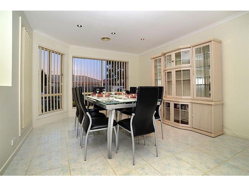 1 Hepburn Place, Sydenham VIC 3037