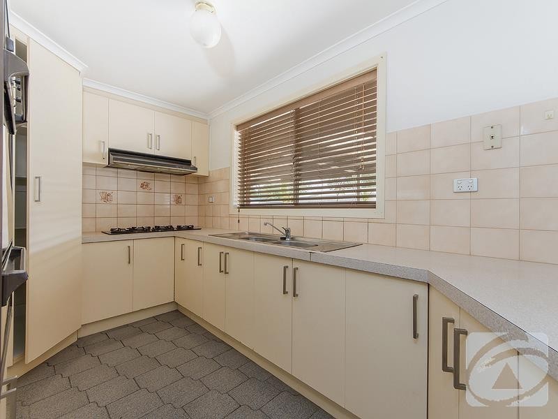 29 Victoria Road, Sydenham VIC 3037