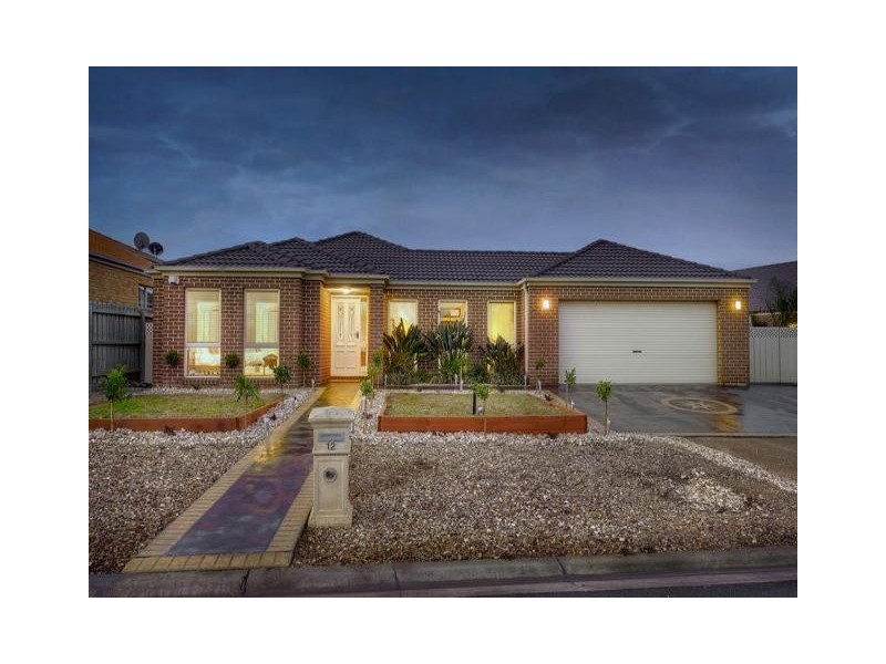12 Nepean Way, Taylors Hill VIC 3037