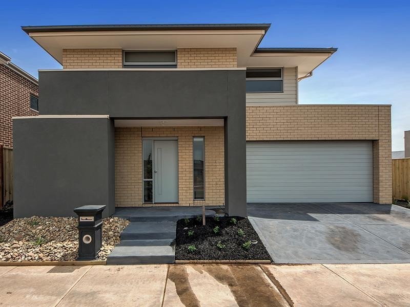 Twain Way, Plumpton VIC 3335