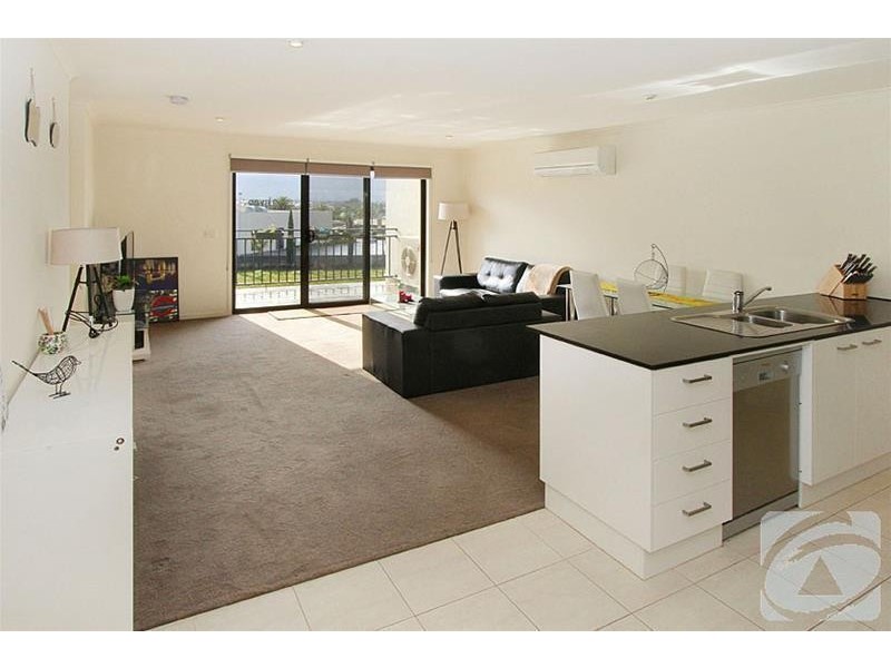 67/21-29 Trickey Avenue, Sydenham VIC 3037