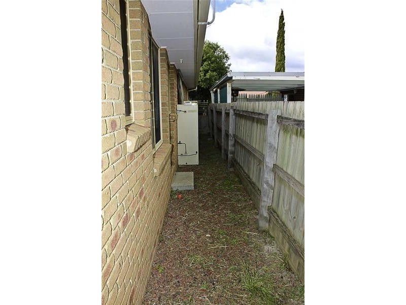 11 Danthonia Street, Delahey VIC 3037