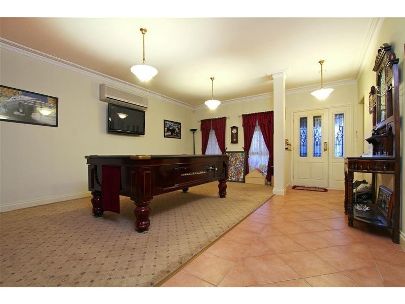 7 The Peak, Hillside VIC 3037