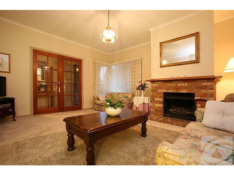 15 Pindari Avenue, Taylors Lakes VIC 3038