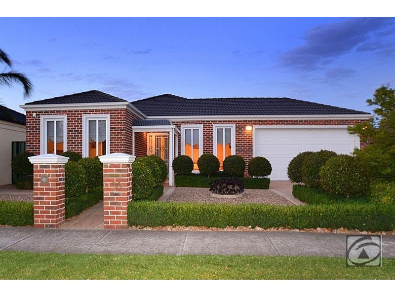 30 Taylors Hill Boulevard, Taylors Hill VIC 3037