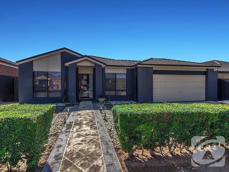 15 Carlton Court, Taylors Hill VIC 3037