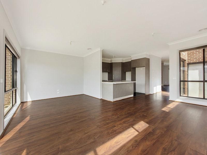 1/76 Greenhills Drive, Kurunjang VIC 3337