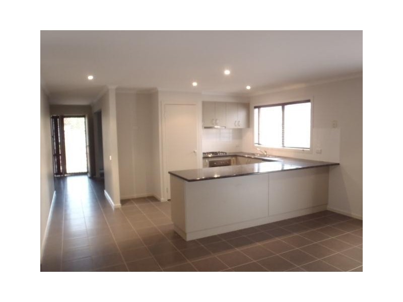 11 Nicholson Street, Darley VIC 3340