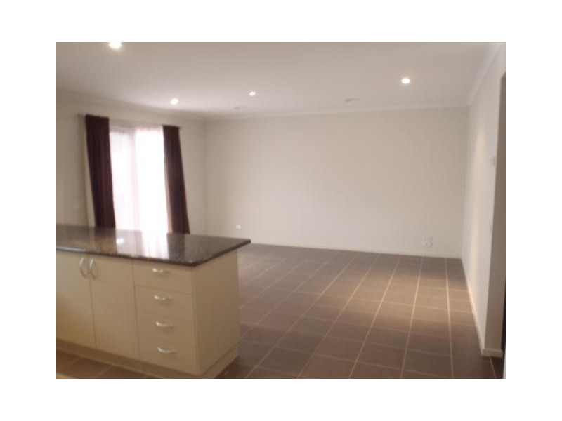 11 Nicholson Street, Darley VIC 3340