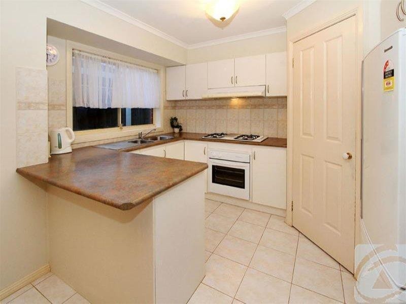 7 Shannon Way, Sydenham VIC 3037