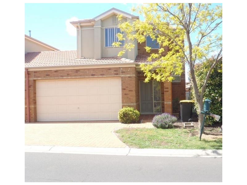 2 The Glades, Taylors Hill VIC 3037