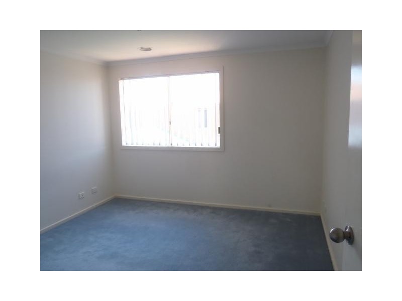 2 The Glades, Taylors Hill VIC 3037