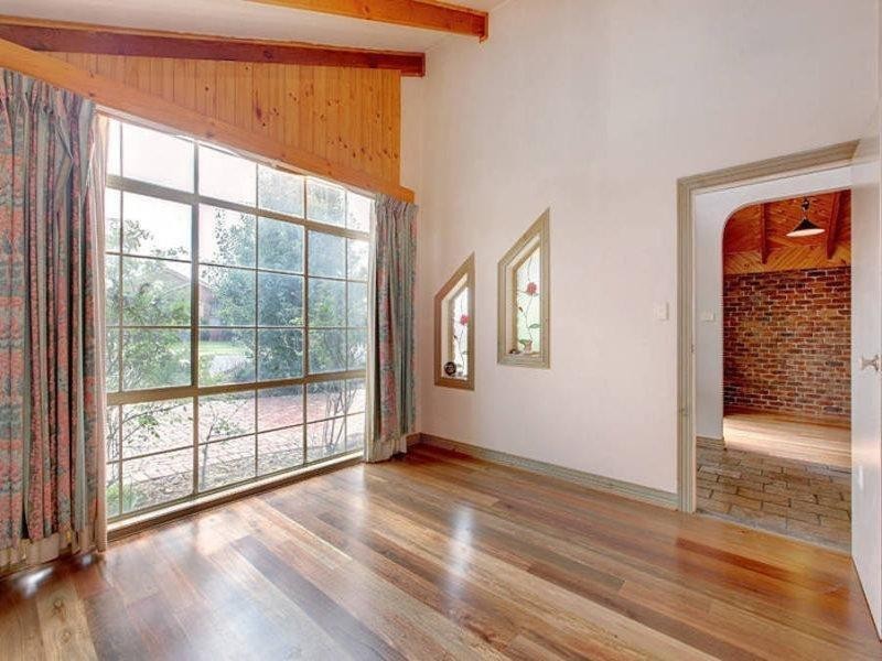 41 Fastnet Drive, Taylors Lakes VIC 3038